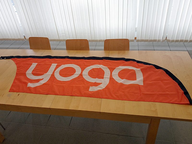 Beachflagga – Yogainstitutet