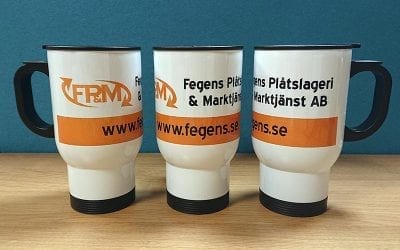 Termosmugg med tryck till Fegens Plåtslageri & Marktjänst